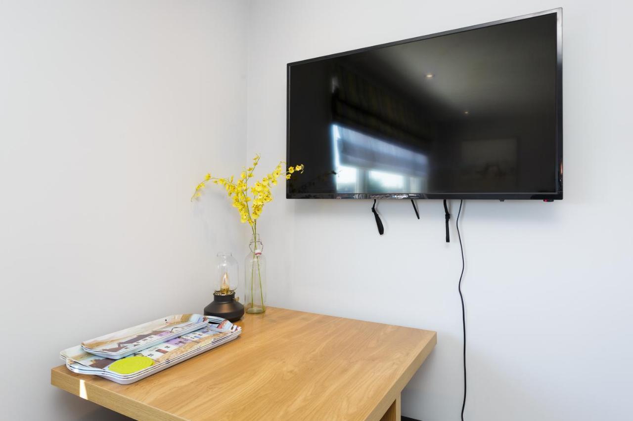 Stopover At Orchard Loft, Cosy And Convenient Portsmouth Exterior foto